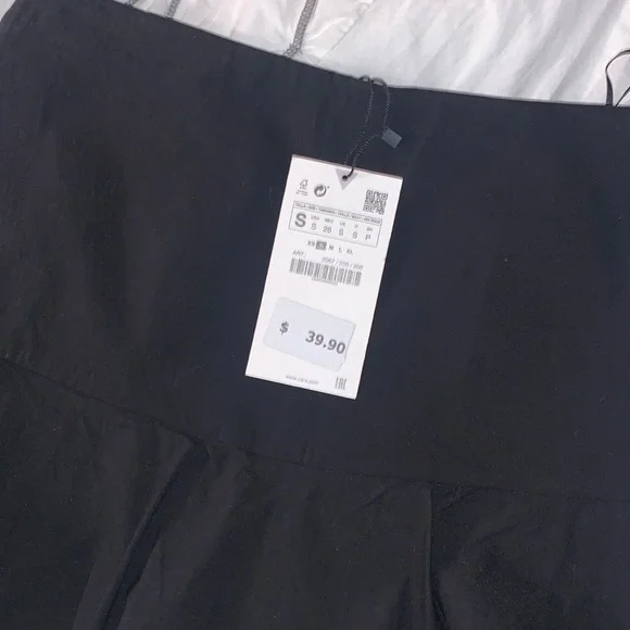 Zara ruffle mini skirt - Picture 4 of 5